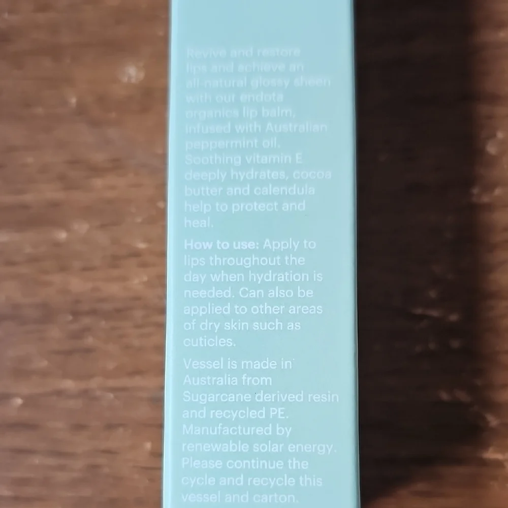 NIB Endota Organics Hydrating Lip Balm - Calendula, Vitamin E